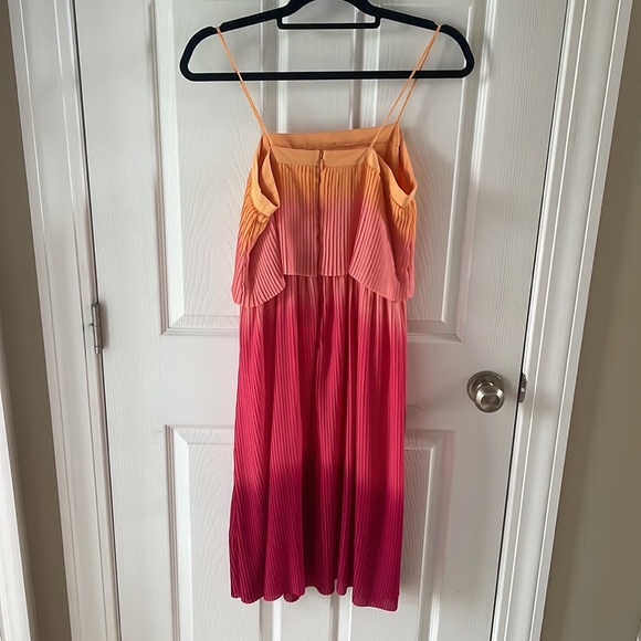 Leith midi dress - Picture 2 of 4